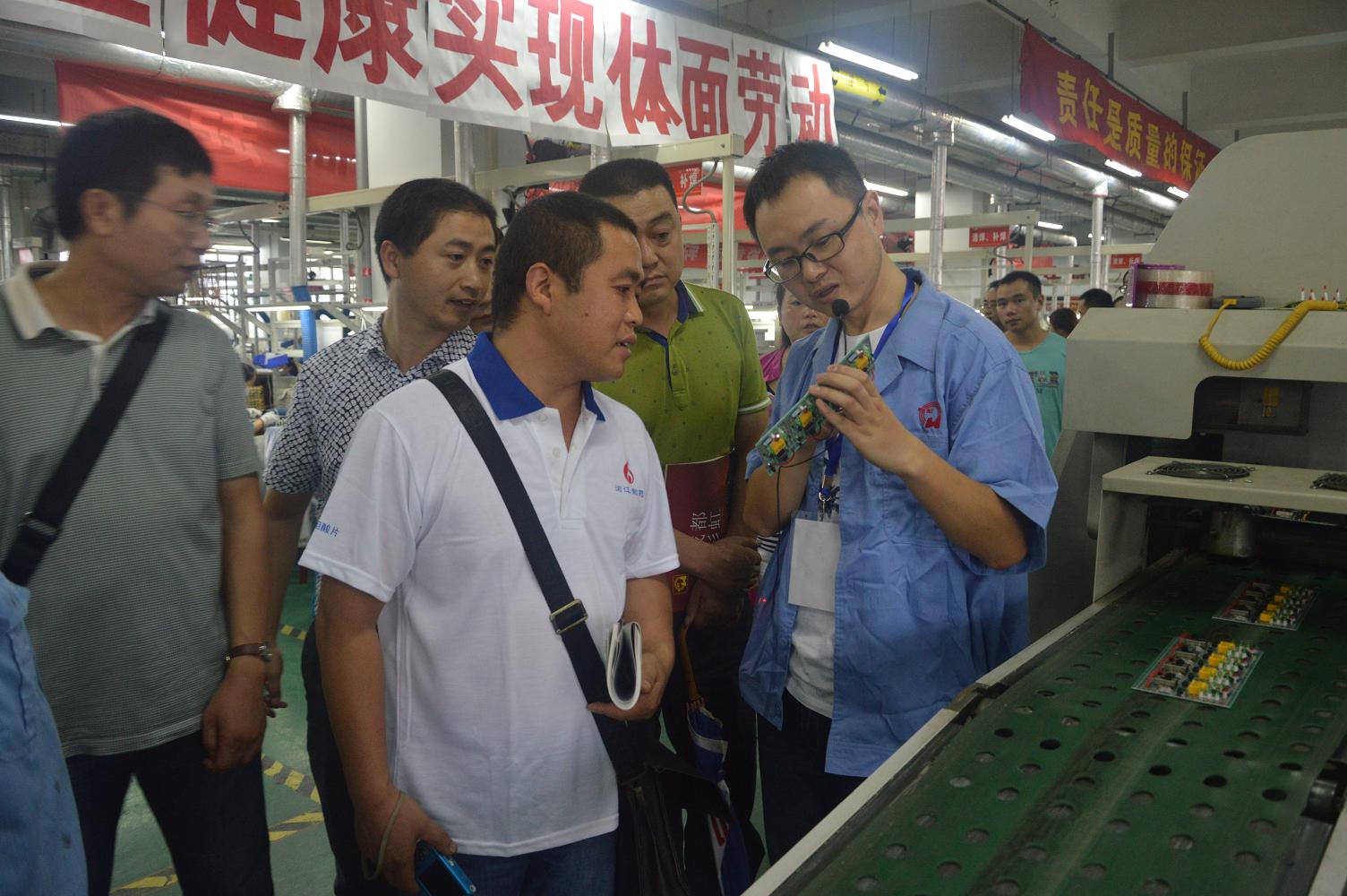 彭州市委组织部组织企业党建代表到成都米兰网页版·官方端在线-米兰（中国）集团考察党建工作