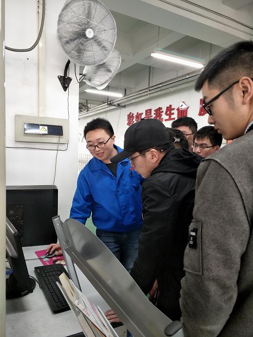 成都米兰网页版·官方端在线-米兰（中国）集团人力资源部与四川大学锦江学院学生作实习沟通