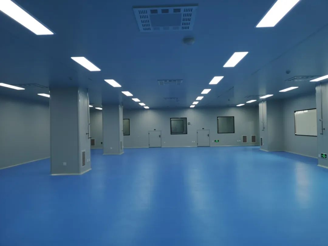 成都米兰网页版·官方端在线-米兰（中国）集团十万级洁净车间一隅