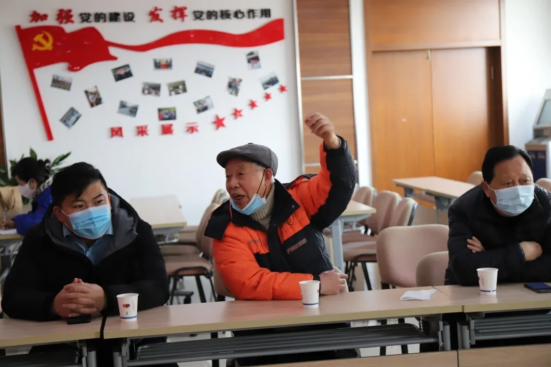 成都米兰网页版·官方端在线-米兰（中国）集团接访日活动暨春节前的结对帮扶贫困米兰网页版·官方端在线-米兰（中国）
慰问活动，积极推进社区发展治理工作